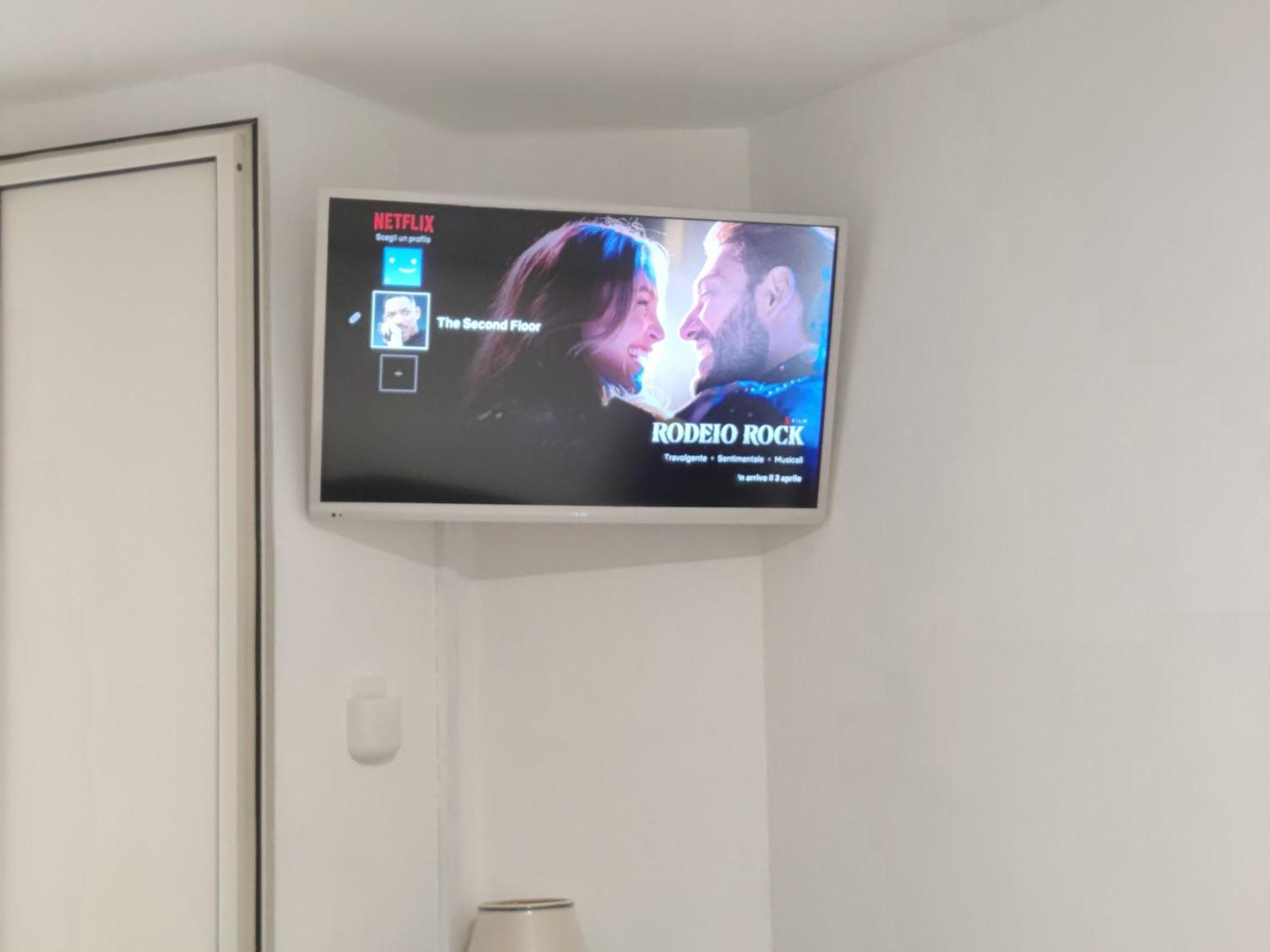 The Second Floor Hotel Napoli Bagian luar foto